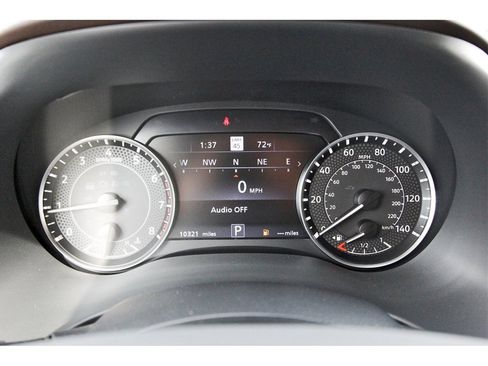 Used 2024 Nissan Armada Platinum w/ Captain's Chairs Package image 10