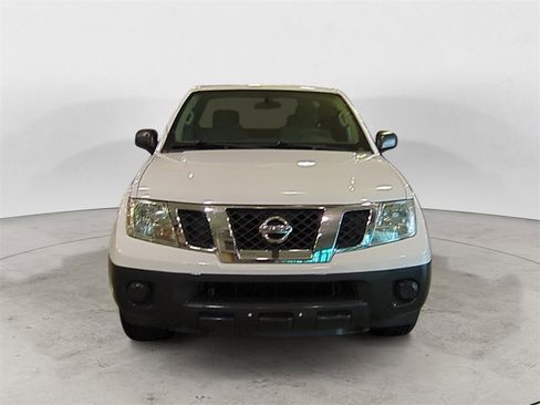 Used 2014 Nissan Frontier S image 8