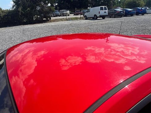 Used 2011 Ford Mustang GT RWD image 12