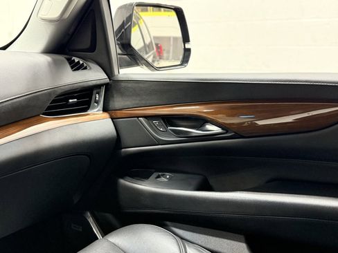 Used 2017 Cadillac Escalade Premium Luxury w/ LPO, Radiant Package image 30