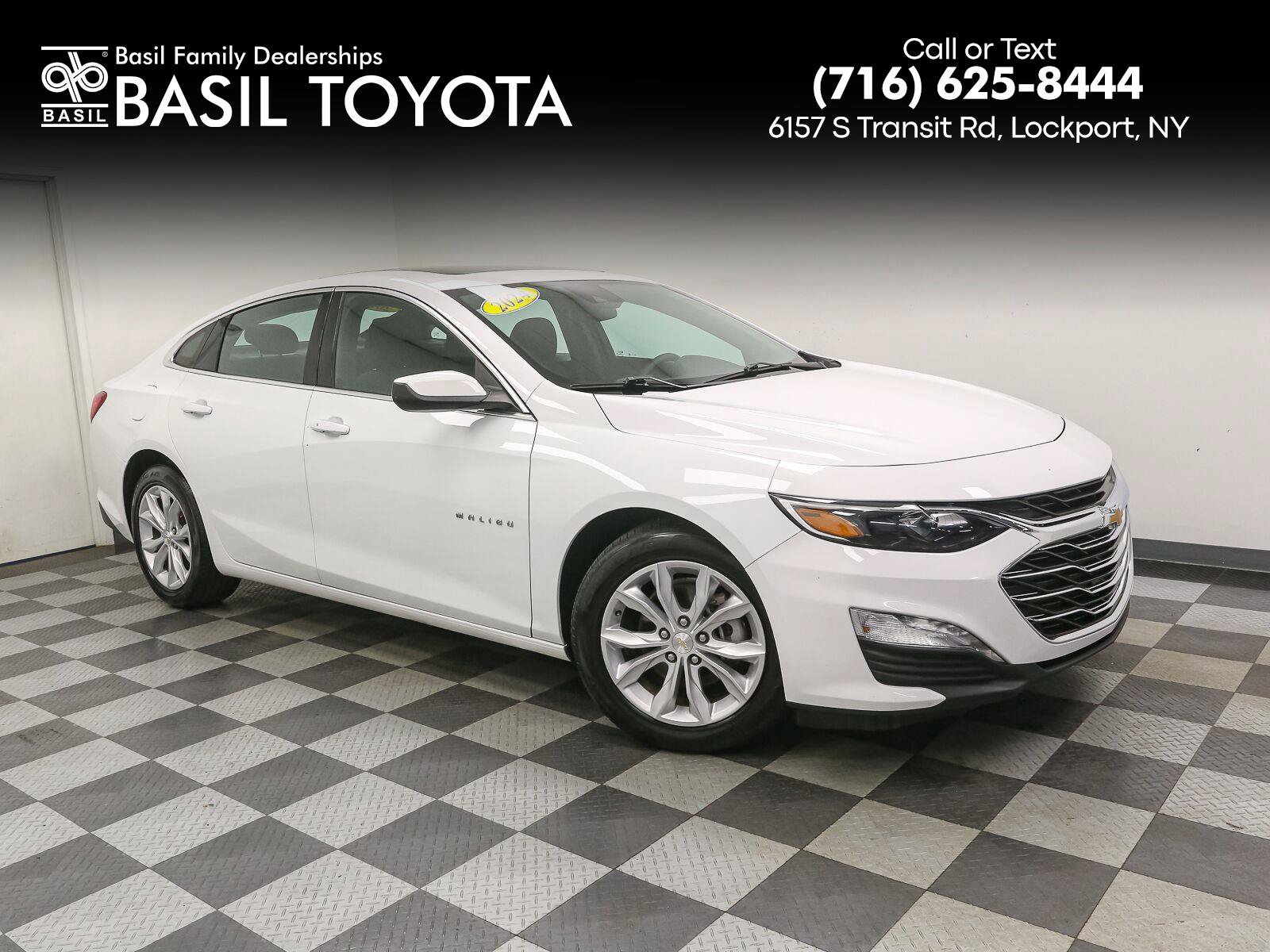 Used 2024 Chevrolet Malibu LT FWD image 1