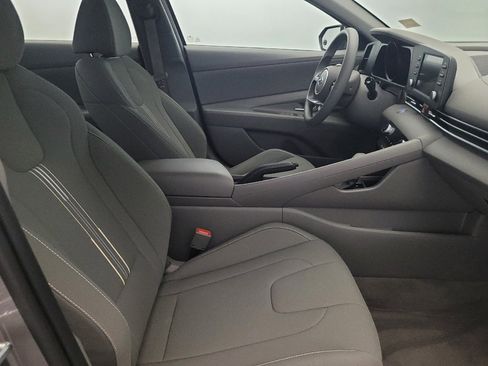 Used 2023 Hyundai Elantra SEL FWD image 21