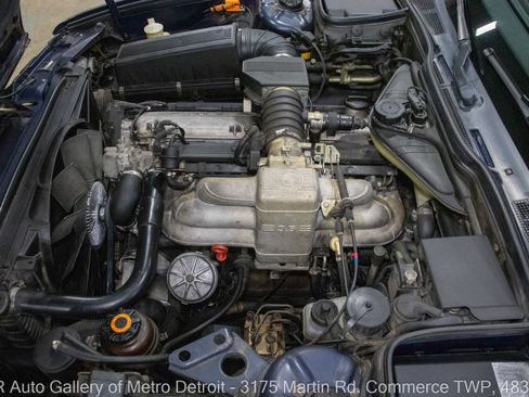 Used 1990 BMW 735i image 19