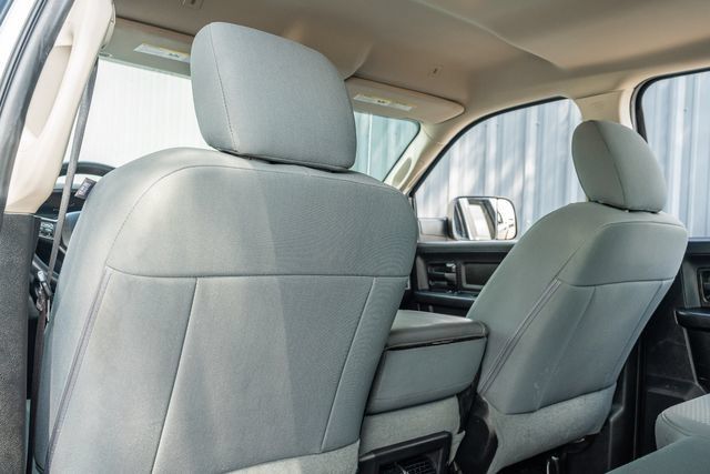 Used 2018 RAM 2500 Tradesman w/ Chrome Appearance Group AWD/4WD image 35