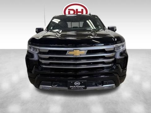 Used 2024 Chevrolet Silverado 1500 High Country w/ Technology Package AWD/4WD image 7