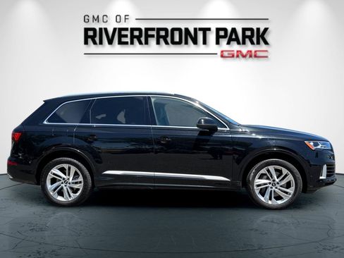 Used 2023 Audi Q7 3.0T Premium Plus image 2