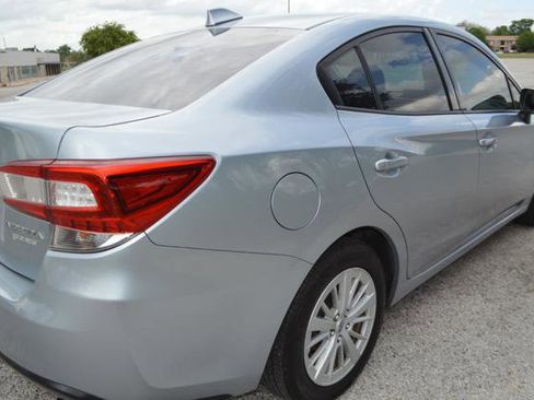 Used 2017 Subaru Impreza 2.0i Premium image 5