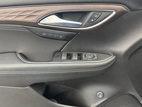 Used 2023 Buick Envision Avenir image 20