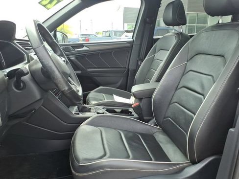 Used 2022 Volkswagen Tiguan SEL R-Line AWD/4WD image 13