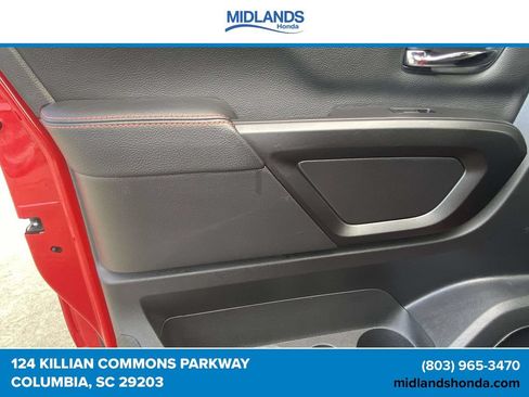 Used 2021 Nissan Titan PRO-4X w/ Pro-4x Convenience Package AWD/4WD image 13