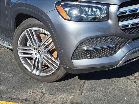 Used 2021 Mercedes-Benz GLS 450 4MATIC image 3