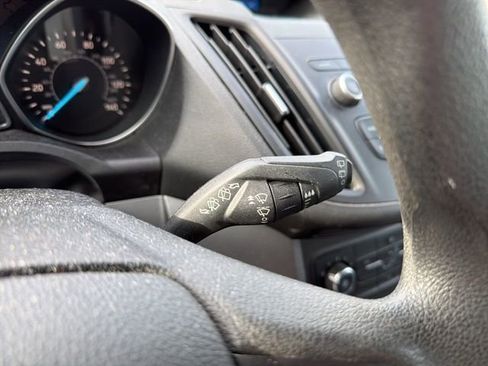 Used 2019 Ford Escape S image 34