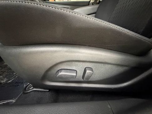 Used 2017 Nissan Altima 2.5 S w/ Power Driver Seat Package FWD image 27