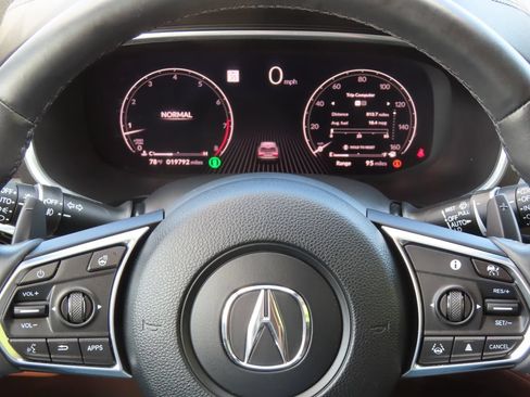 Used 2024 Acura MDX SH-AWD w/ Advance Package image 14