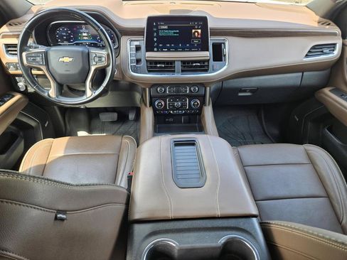Used 2024 Chevrolet Tahoe High Country w/ Premium Package 2 AWD/4WD image 22