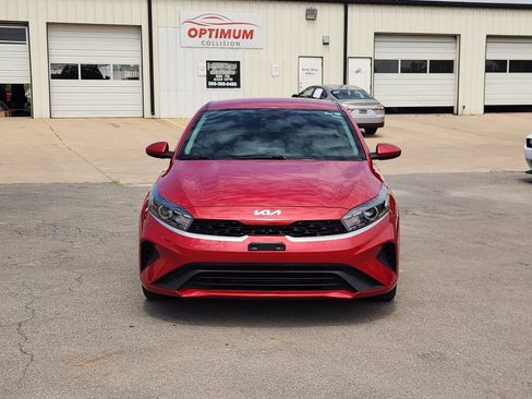 Used 2024 Kia Forte LXS FWD image 6