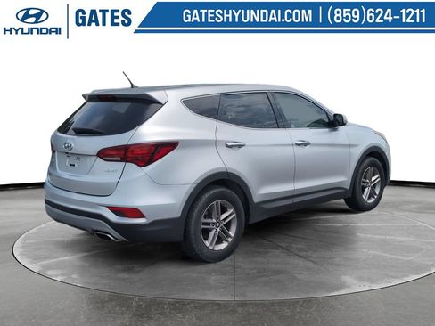 Used 2018 Hyundai Santa Fe Sport FWD image 2