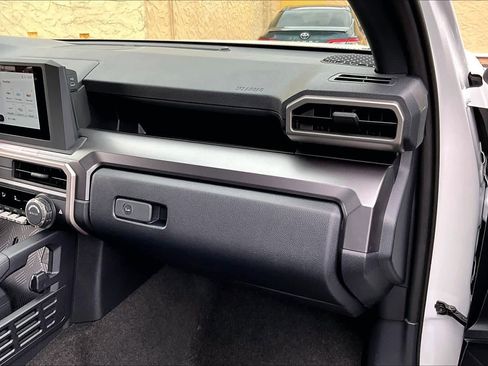 Certified 2025 Toyota 4Runner SR5 image 16