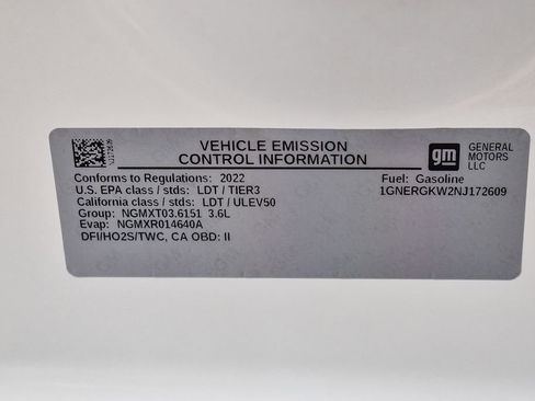 Used 2022 Chevrolet Traverse LT image 27