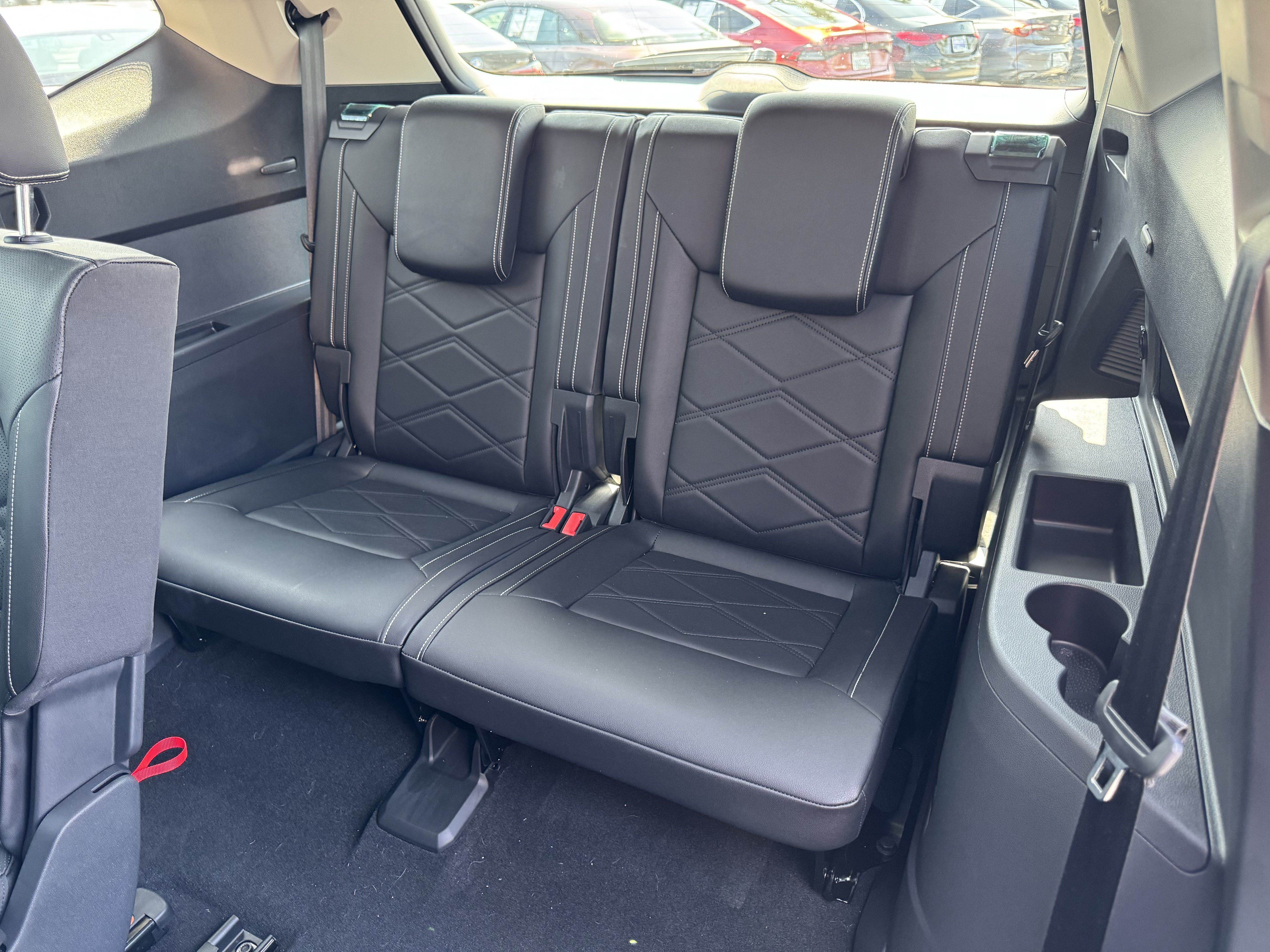 Used 2026 Volkswagen Atlas SE FWD image 31