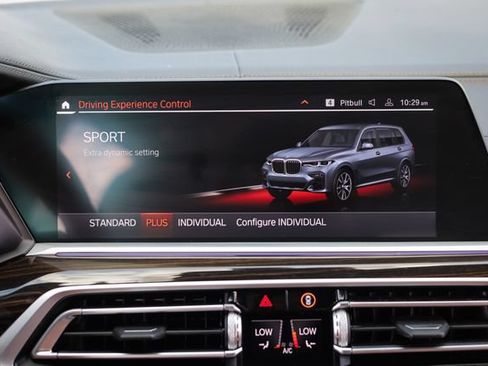 Used 2021 BMW X7 M50i AWD/4WD image 47