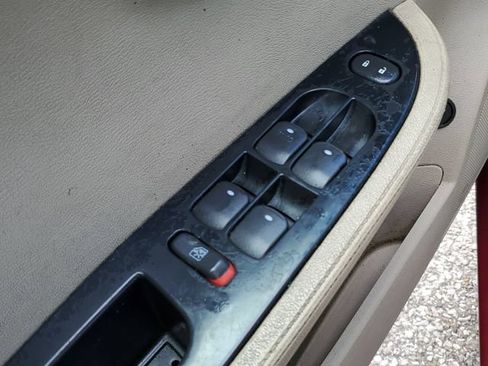 Used 2007 Saturn Aura XE FWD image 21