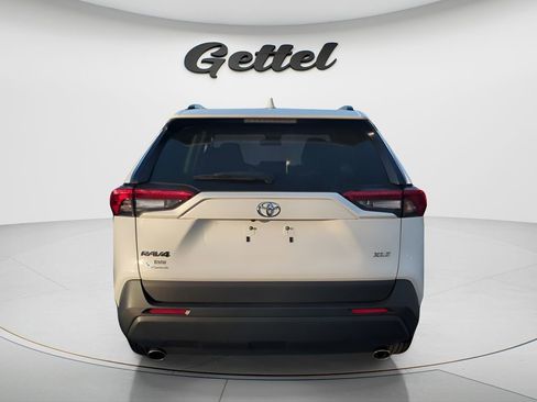 Used 2024 Toyota RAV4 XLE FWD image 6