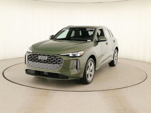 Used 2025 Audi Q5 Prestige AWD/4WD image 12