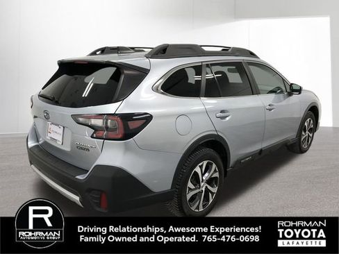 Used 2020 Subaru Outback Limited image 6