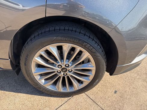 Used 2020 Ford Edge Titanium w/ Equipment Group 301A image 10