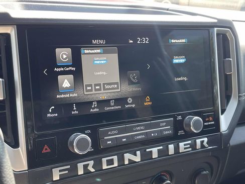 Used 2025 Nissan Frontier SV RWD image 16