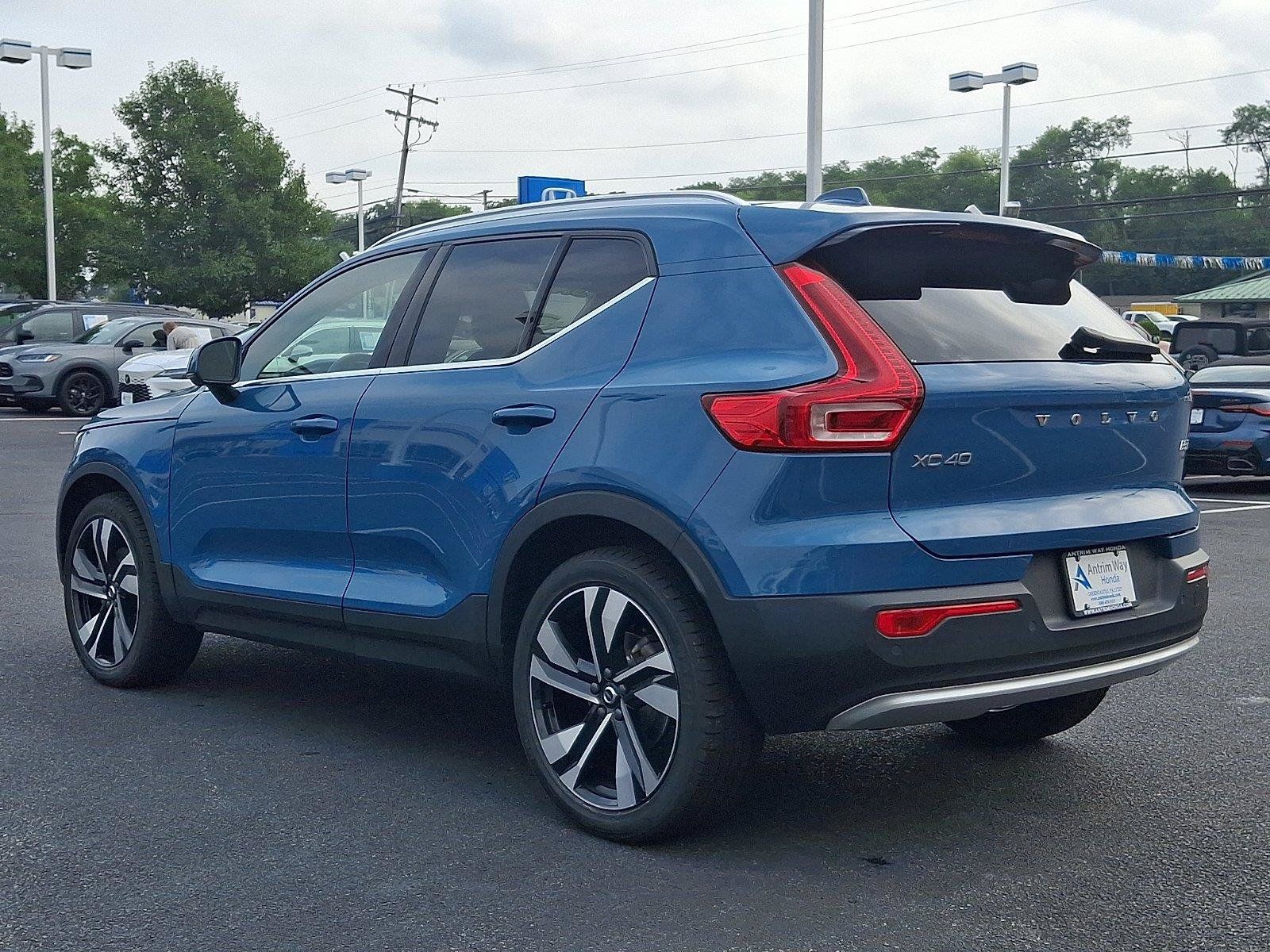 Used 2023 Volvo XC40 B5 Ultimate w/ Protection Package Premier AWD/4WD image 4