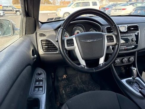 Used 2012 Chrysler 200 Touring image 12
