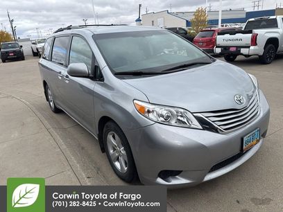 Used 2015 Toyota Sienna LE