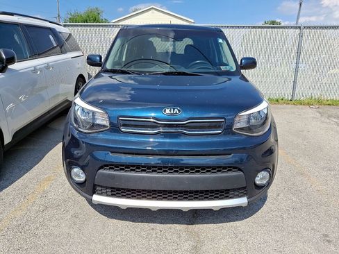Used 2017 Kia Soul + FWD image 2