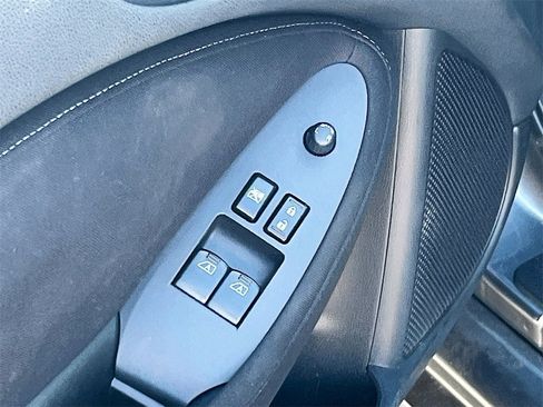 Used 2017 Nissan 370Z Coupe image 17