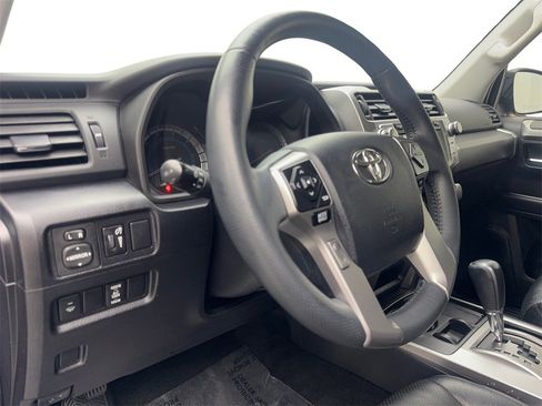 Used 2018 Toyota 4Runner 2WD image 54