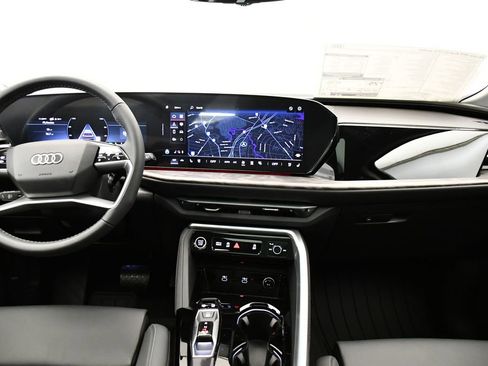 New 2025 Audi Q5 Premium Plus image 19