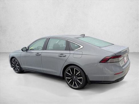 Used 2023 Honda Accord Touring image 6
