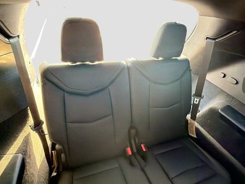 Used 2024 Cadillac XT6 Luxury FWD image 21