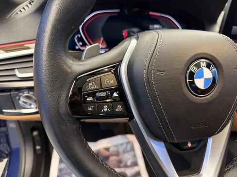 Used 2023 BMW 530i xDrive image 16