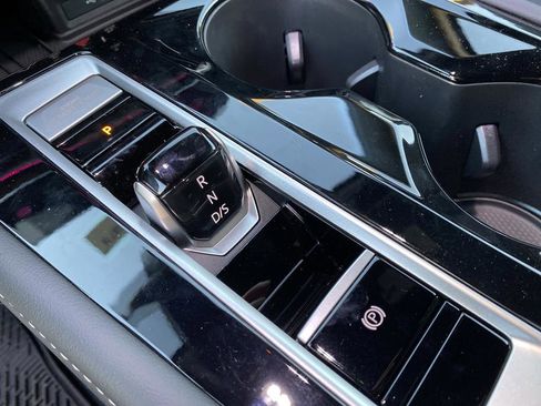 New 2026 Volkswagen Atlas Cross Sport SEL Premium R-Line image 21