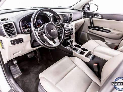 Used 2020 Kia Sportage EX image 27