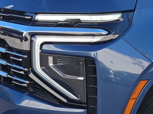 New 2026 Chevrolet Tahoe Premier image 3