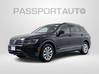 Used 2018 Volkswagen Tiguan SE w/ Panoramic Sunroof Package