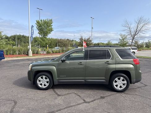 Used 2015 GMC Terrain SLE w/ Safety Package AWD/4WD image 9
