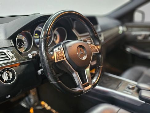 Used 2016 Mercedes-Benz E 350 E 350 Sedan 4D image 11