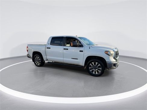 Used 2019 Toyota Tundra SR5 w/ SR5 Upgrade Package image 2