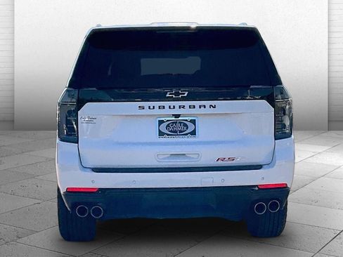 Used 2026 Chevrolet Suburban RST w/ RST Capability Package AWD/4WD image 3