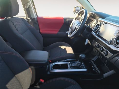 Certified 2023 Toyota Tacoma SR5 image 15